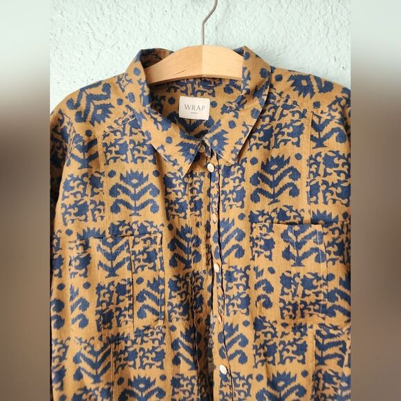 Wrap London Linen Green and Blue Abstract Blouse - Picture 5 of 10